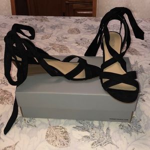 Kenneth Cole Reaction Lace Up Black Sandel